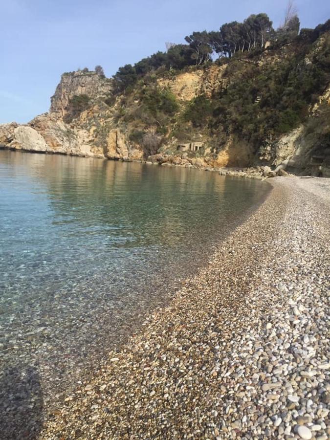 Cala rossa Castellammare del Golfo Exterior foto