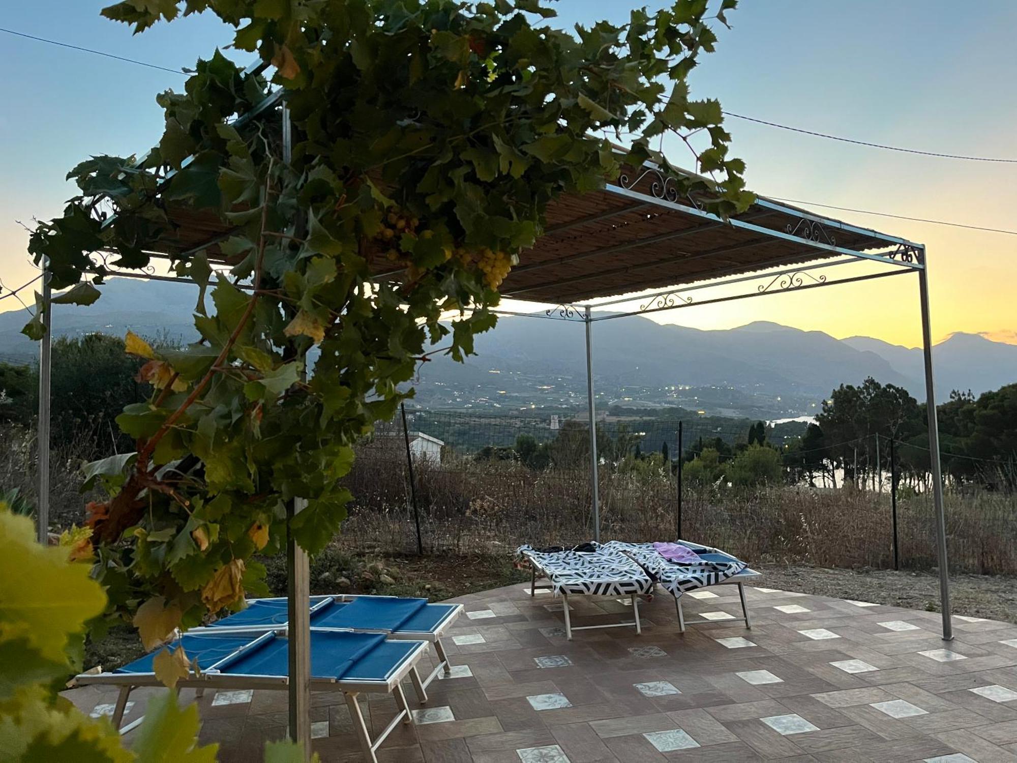 Cala rossa Castellammare del Golfo Exterior foto
